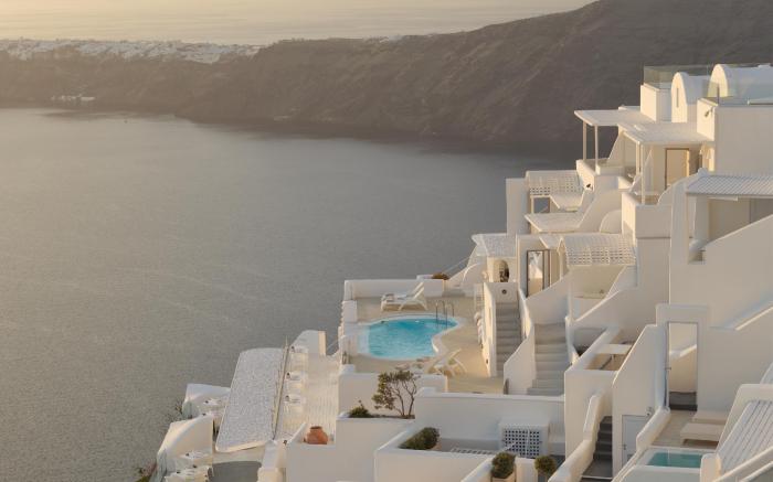Tholos Resort Hotel