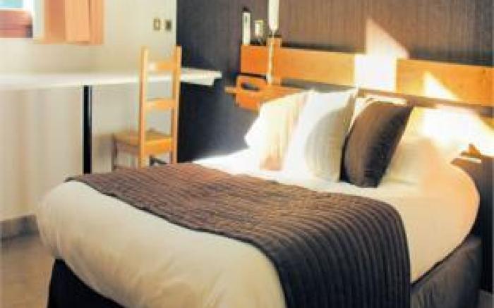 Logis Hotel Le Mistral - Restaurant - Montelimar Sud
