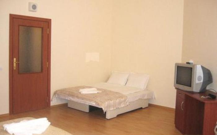 Persey Flora Apartments