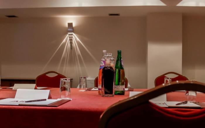 Alona Hotel