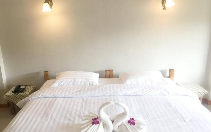 Baan Bangrak Residence