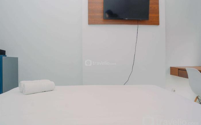 Cozy Studio Patraland near Bekasi St By Travelio