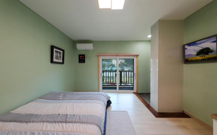 Samcheok Yonghwa Silkroad Pension