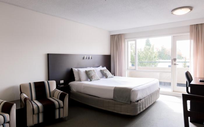 St Ives Apartments
