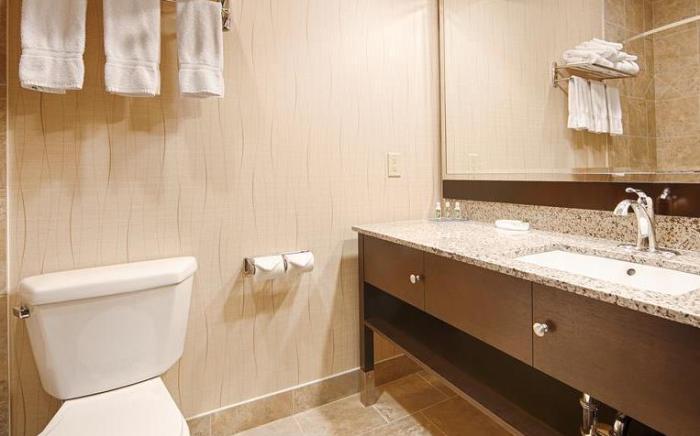 Best Western Plus South Edmonton Inn & Suites