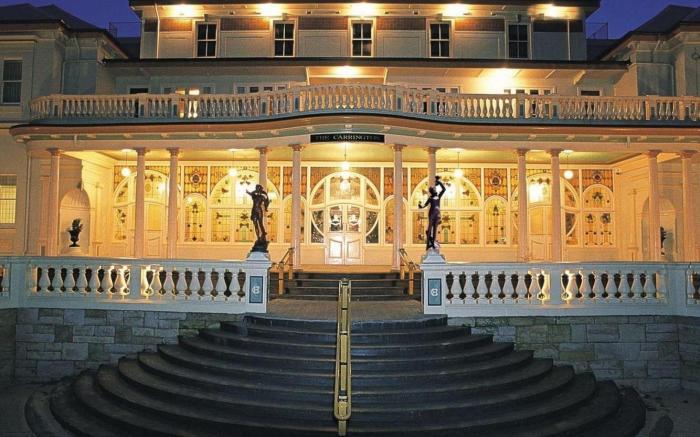 Carrington Hotel