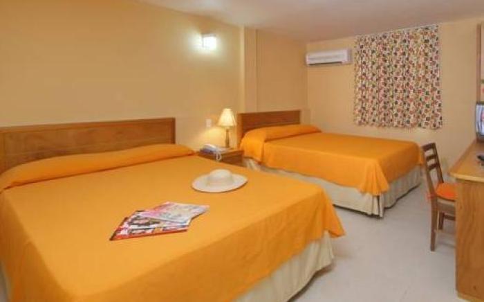 Hotel Playa Club