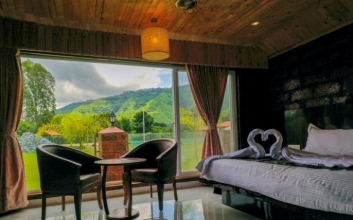 The Redstone Resort