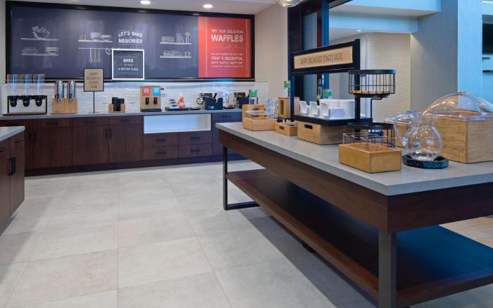 Hampton Inn & Suites Gilroy