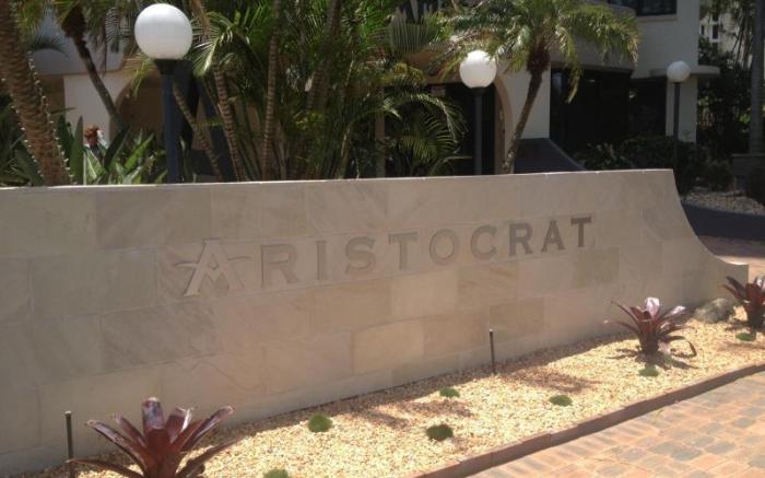 Aristocrat Holiday Apartments