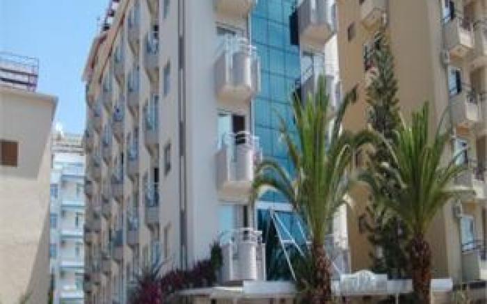 Kleopatra Celine Hotel
