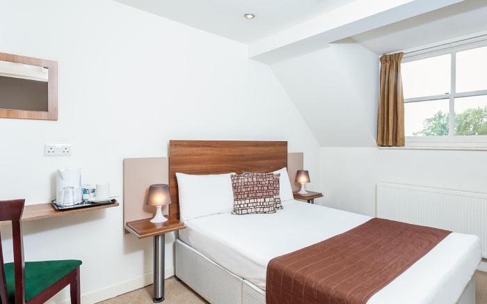 Avni Kensington Hotel