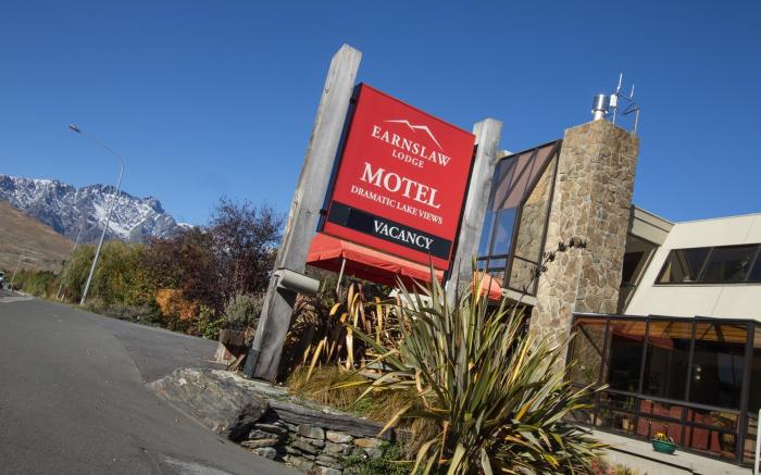 Earnslaw Lodge