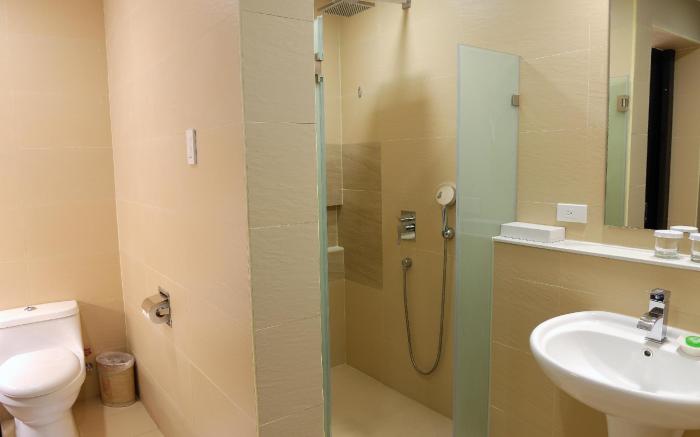 Summit Ridge Tagaytay - Newly Renovated