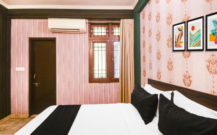 Hotel O Gangashrey