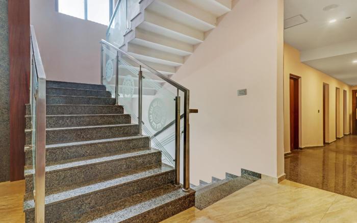 Super Townhouse Kizhakkambalam Tourist Home