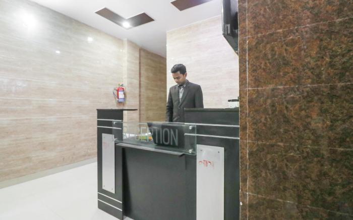 Hotel O Mayur Palace