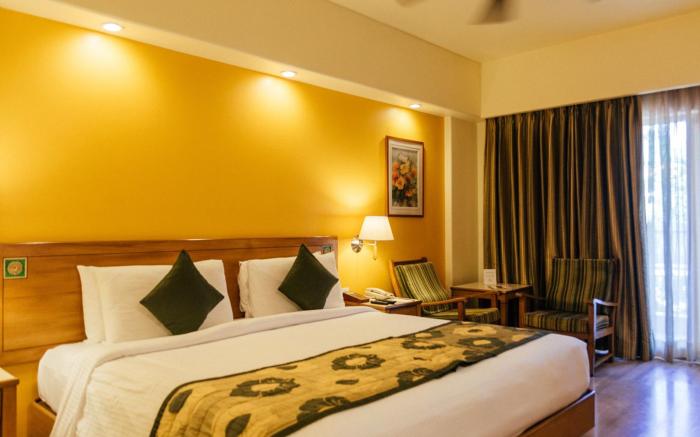 Acron Candolim Regina