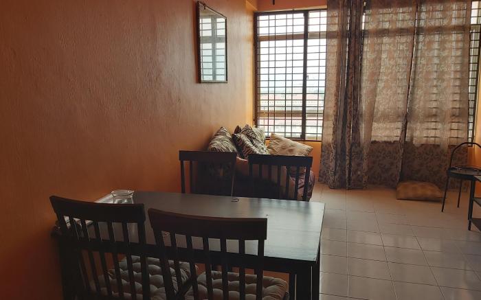 HUSNA'S MUSLIM HOMESTAY