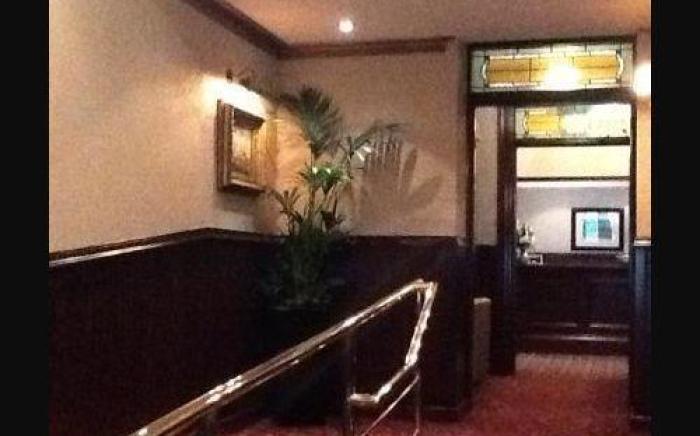 The Lauriston Hotel