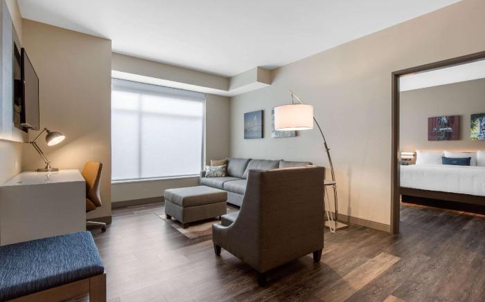 Cambria Hotel Washington D.C. Navy Yard Riverfront