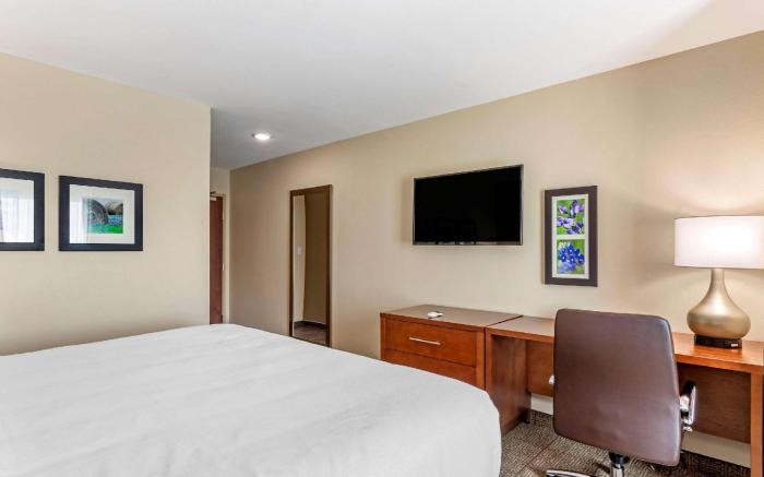 Comfort Inn & Suites