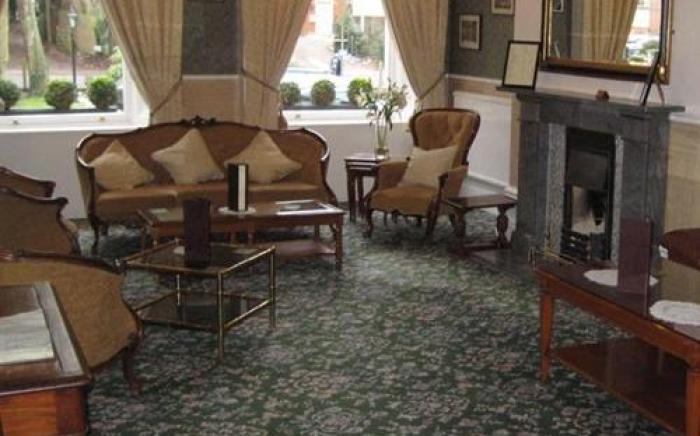 Canterbury Hotel