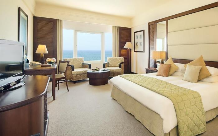 Danat Jebel Dhanna Resort