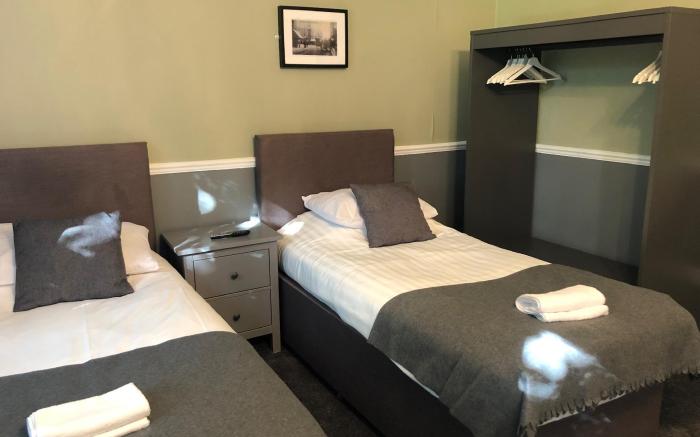 Shurland Hotel