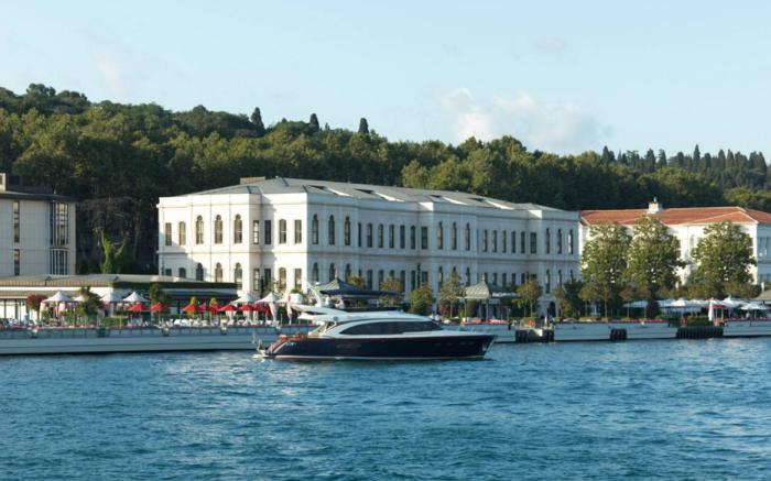 Four Seasons Hotel Istanbul At The Bosphorus