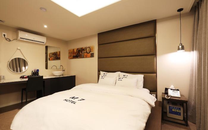 Yongin M7 Hotel