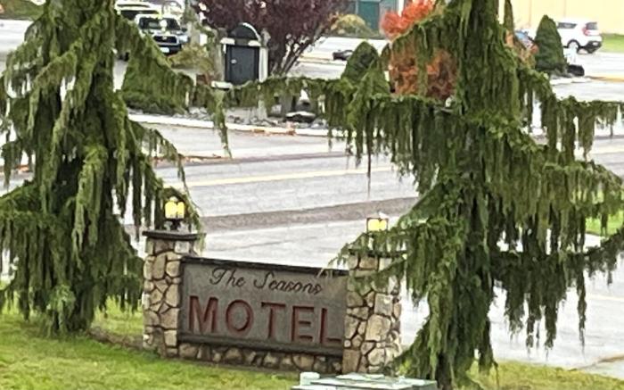 Seasons Motel
