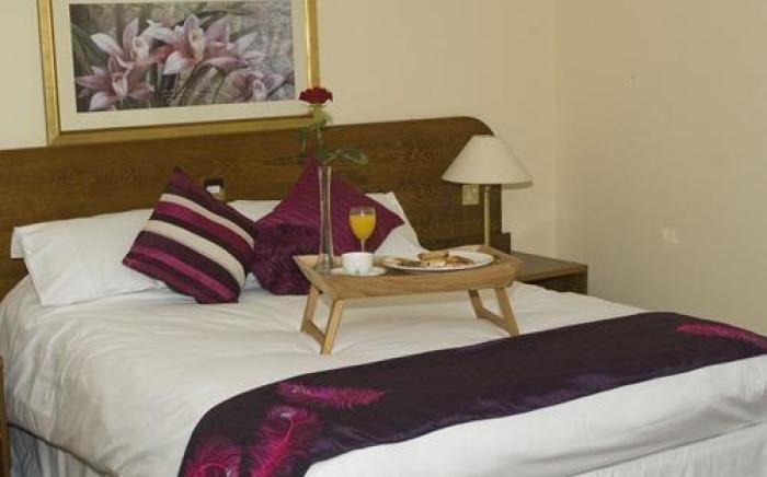 Charlemont Arms Hotel