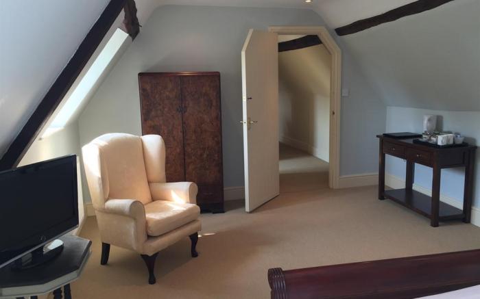Castle Farm House B&B