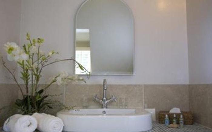 The Bell at Hampton Poyle