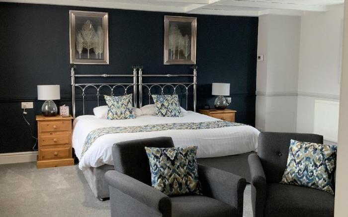 Red lion Inn Partney