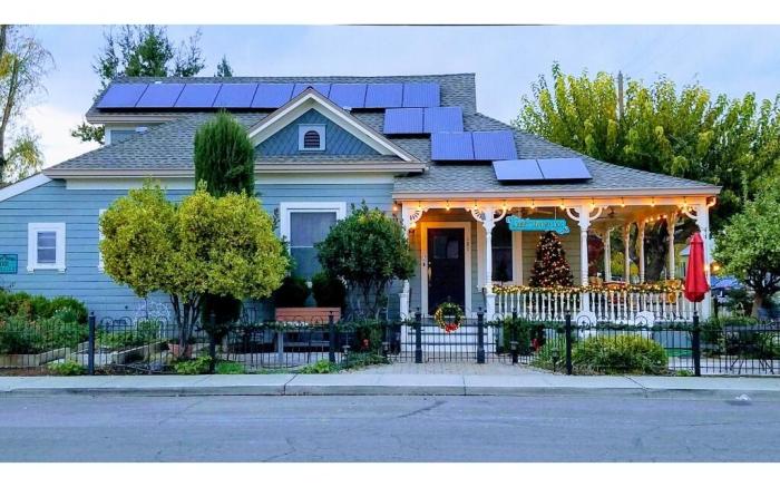 Abbey House Inn - Adults Only