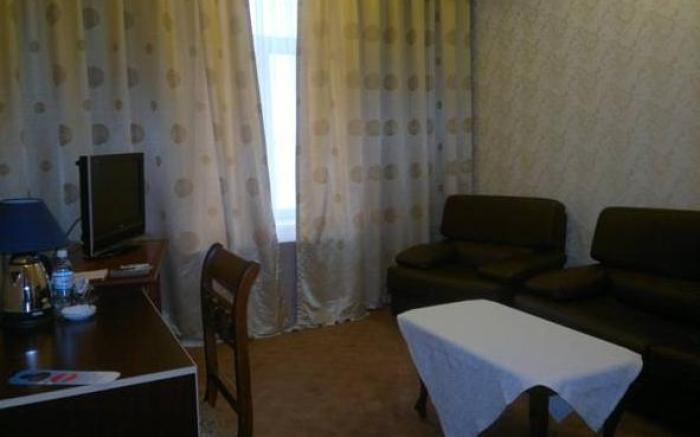 Premier Hotel