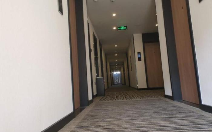 Green Tree Inn Express Jinan Huaiyin District Jingshi Road Children's Hospital