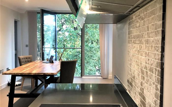 Designe Modern Comfortable Apartment in London