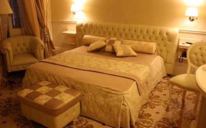 Suite Hotel Santa Chiara