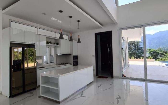 Montana Sense Villa Sentul 3BR - Mountainview