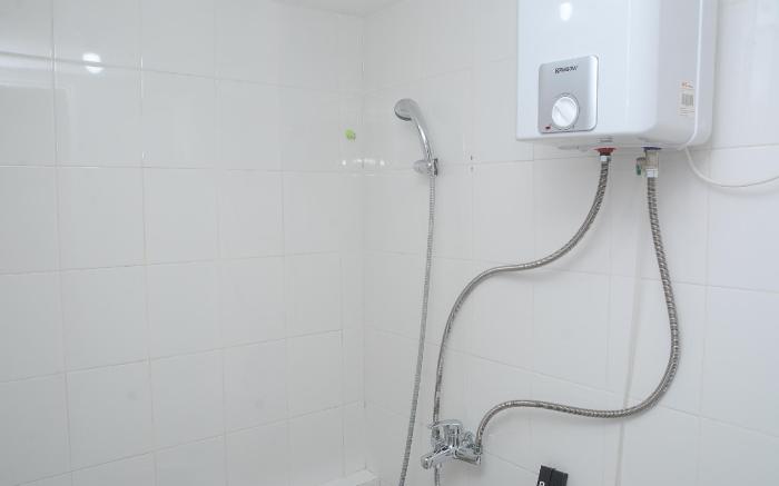 Minimalist & Stylish 1BR Bassura City By Travelio