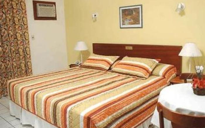 Sunshine Praia Hotel