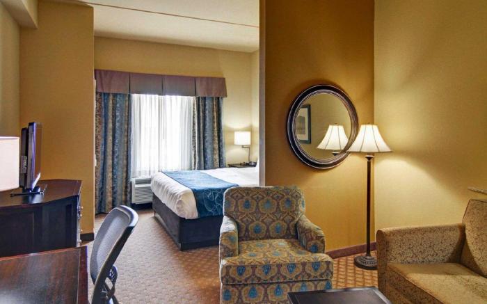 Comfort Suites Frisco