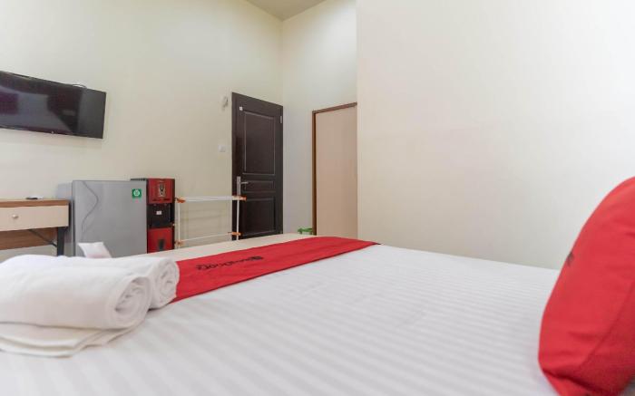 RedDoorz Syariah near Transmart Jambi 2