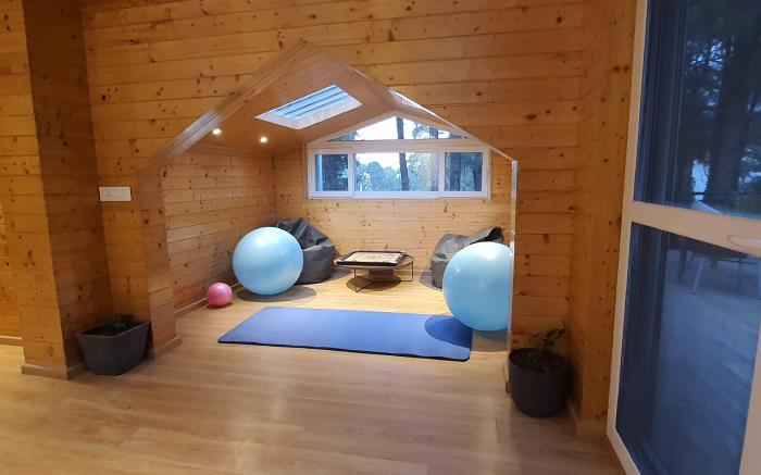 Alpviram Villa, 4 Bhk En-suite villa with elevator