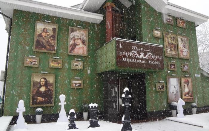 Weekend Boutique Hotel