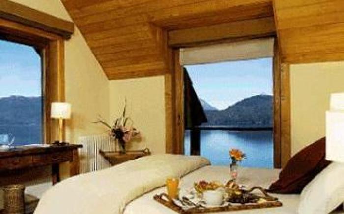 Correntoso Lake & River Hotel