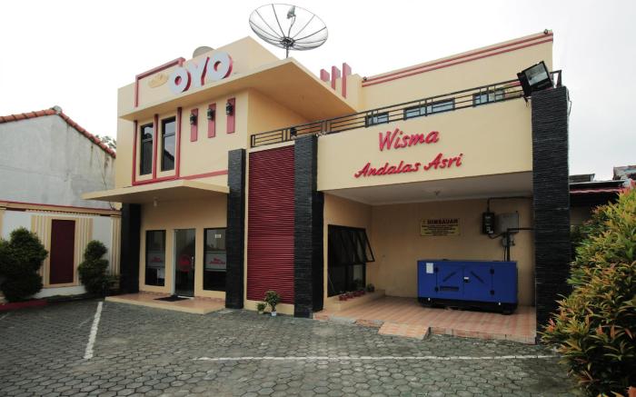 OYO 765 Wisma Andalas Asri Syariah